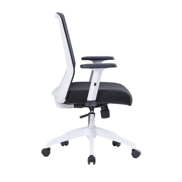 Silla de oficina ergonómica modelo Tossy en color blanco con respaldo alto.