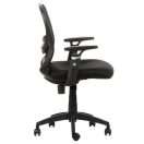 Silla Operativa Fast con respaldo de malla negra y asiento acolchado, vista lateral completa.