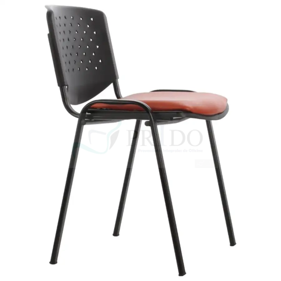 Silla de escritorio fija sin ruedas en perspectiva con tapiz rojo y patas de acero negro.