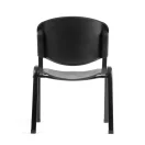 Silla de visita para oficina color negro con diseño ergonómico y respaldo curvo en polipropileno resistente. Estructura de acero tubular negro con apoyabrazos integrados y patas firmes con topes antideslizantes. Ideal para salas de espera, recepción o espacios corporativos en Chile, fácil de limpiar y de alta durabilidad.