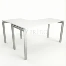 Estación de trabajo en L modelo Elpis color blanco con estructura metálica y patas en ángulo para oficina moderna.