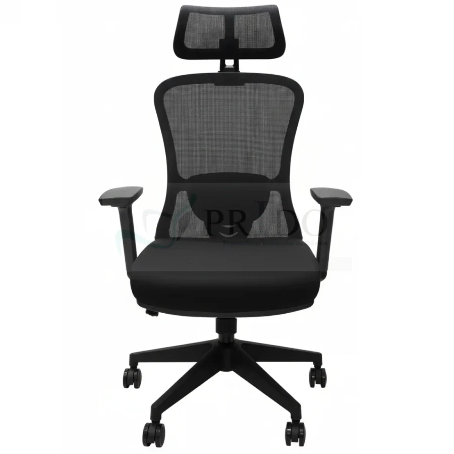 Silla ejecutiva Toronto de frente con respaldo ergonómico de malla negra y cabezal ajustable.