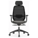 Silla ejecutiva Budi negra con cabecero, malla y asiento negro, vista frontal - Prido