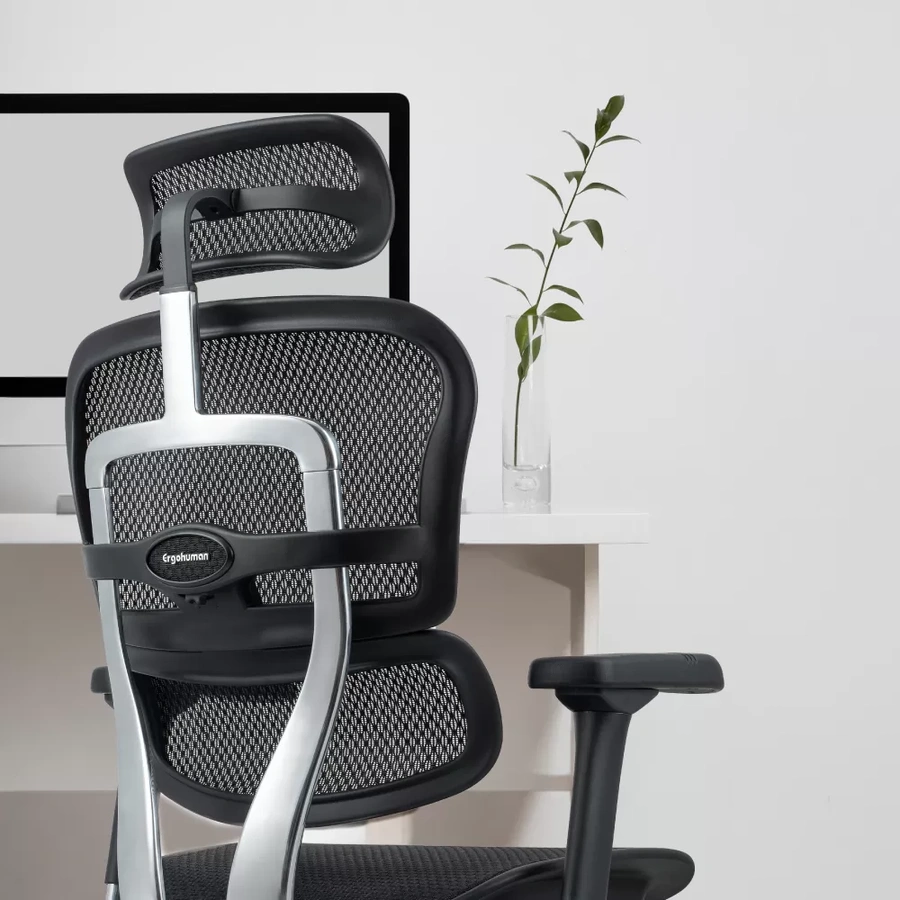 Detalle del cabecero regulable en Silla Ergohuman Elite