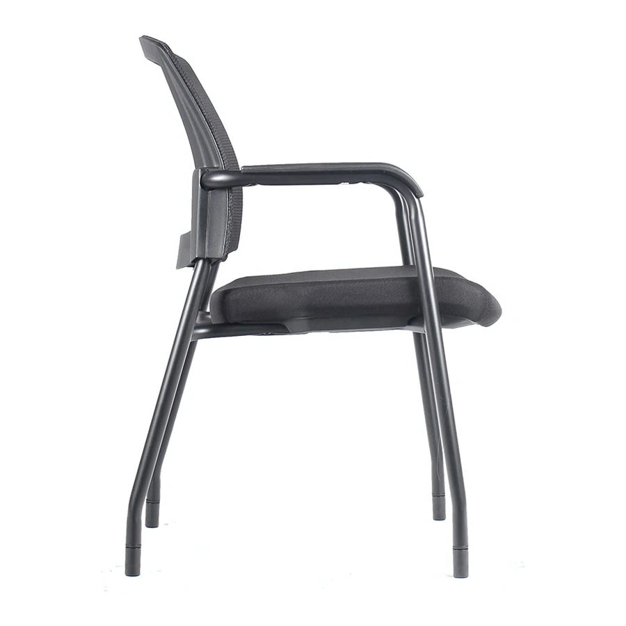 Vista lateral de silla de visita Soul con respaldo de malla, asiento acolchado negro y estructura tubular negra.