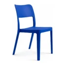 Silla Minimax color azul, vista en perspectiva