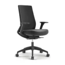 Silla Ergonomica Ness negra sin cabecero, vista tres cuartos