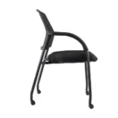 Silla de Visita Jazz vista lateral con estructura tubular de cuatro patas y ruedas