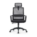 Silla Cleo vista frontal, con apoyacabezas de malla y brazos fijos curvos
